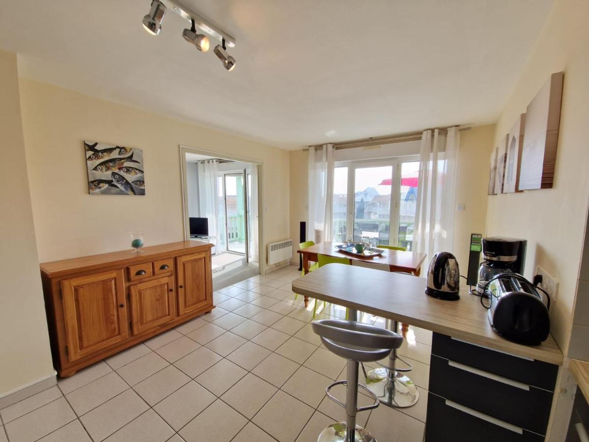 Appartement Avec Piscine, Tennis & Balcon, Centre-Ville Chatelaillon-Plage, 6 Pers, 2 Ch - Fr-1-706-17 Extérieur photo