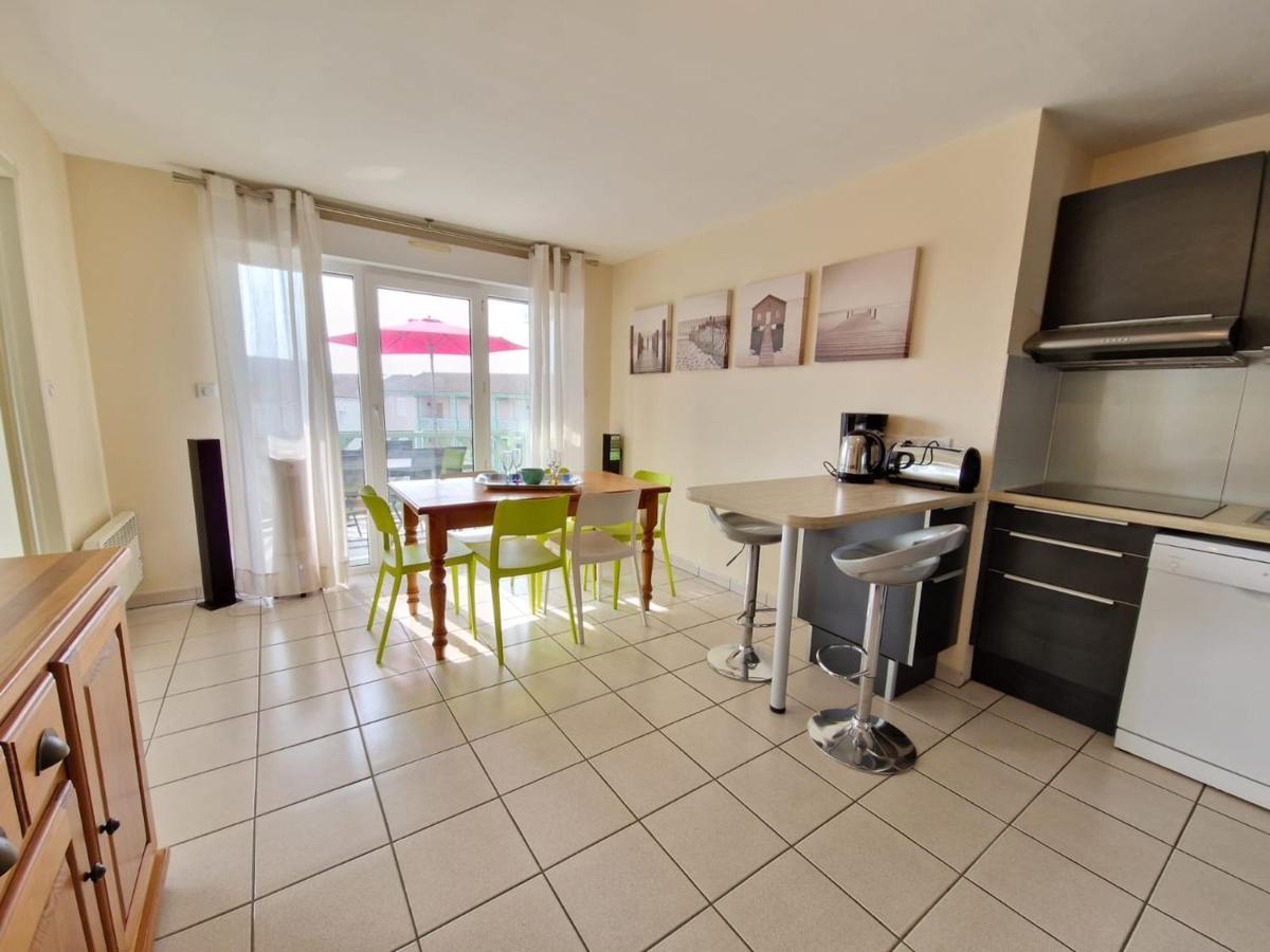 Appartement Avec Piscine, Tennis & Balcon, Centre-Ville Chatelaillon-Plage, 6 Pers, 2 Ch - Fr-1-706-17 Extérieur photo