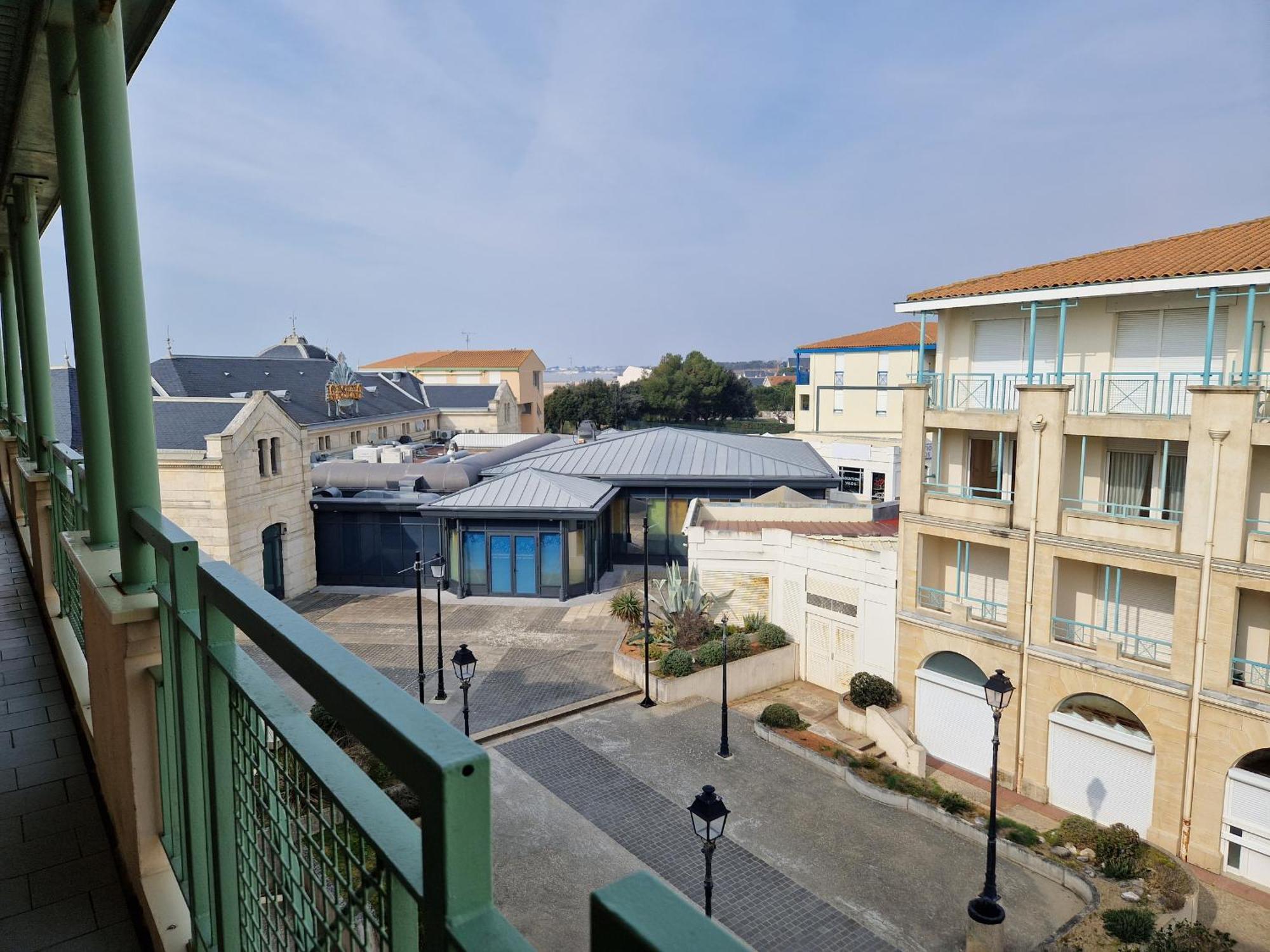 Appartement Avec Piscine, Tennis & Balcon, Centre-Ville Chatelaillon-Plage, 6 Pers, 2 Ch - Fr-1-706-17 Extérieur photo