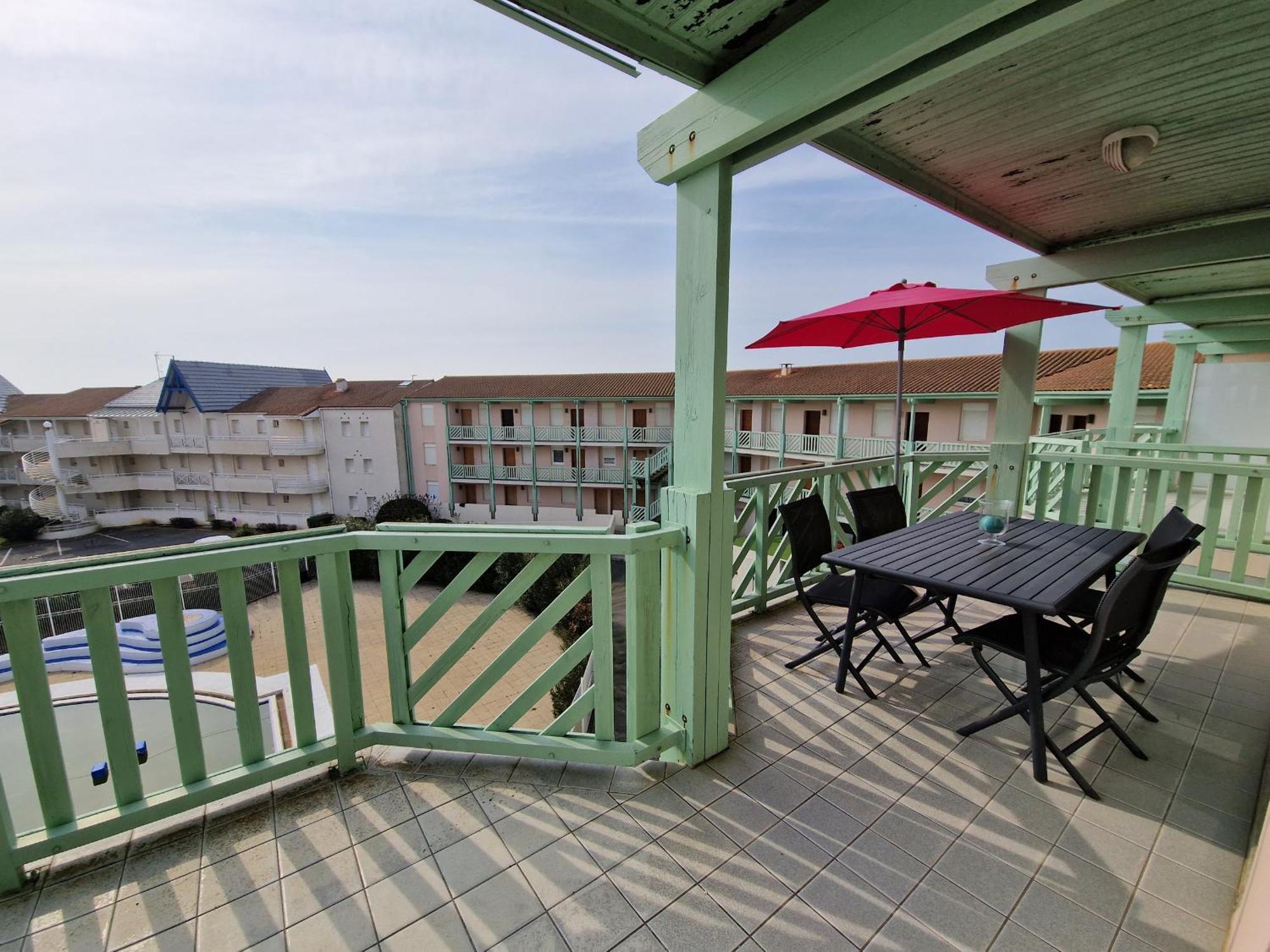 Appartement Avec Piscine, Tennis & Balcon, Centre-Ville Chatelaillon-Plage, 6 Pers, 2 Ch - Fr-1-706-17 Extérieur photo