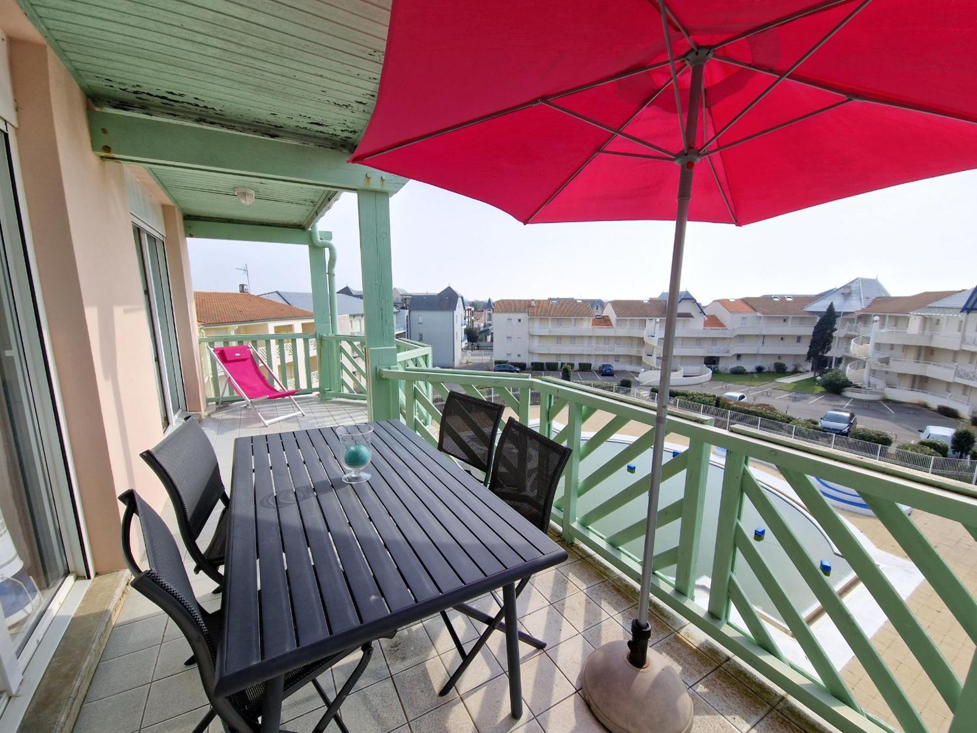 Appartement Avec Piscine, Tennis & Balcon, Centre-Ville Chatelaillon-Plage, 6 Pers, 2 Ch - Fr-1-706-17 Extérieur photo